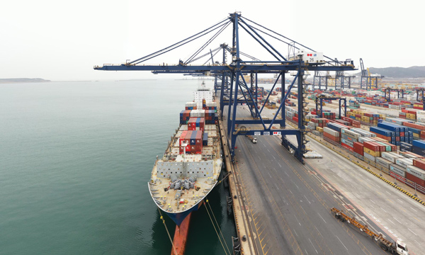 推进适合集装箱箱货物“散改集”运输，，江苏内河最大集装箱船投运