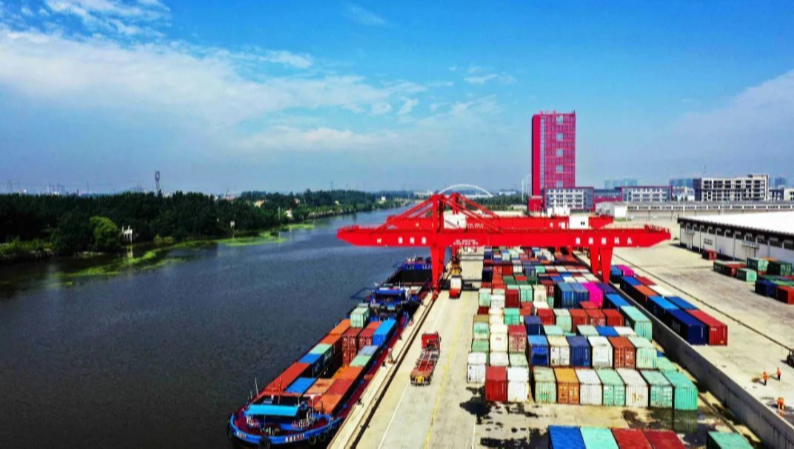 内贸海运集装箱小柜可以装几多吨？？？