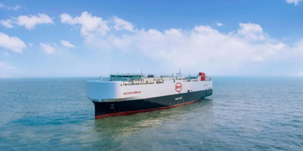 比亚迪汽车运输船首航！！！