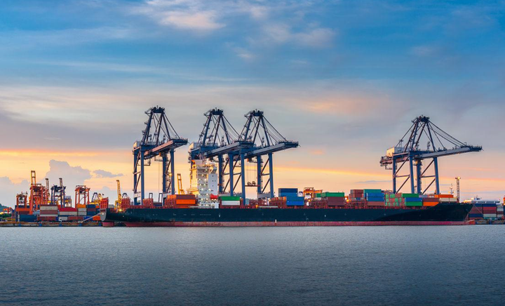 内贸货物运输，，，为何海运成为企业首。？？？